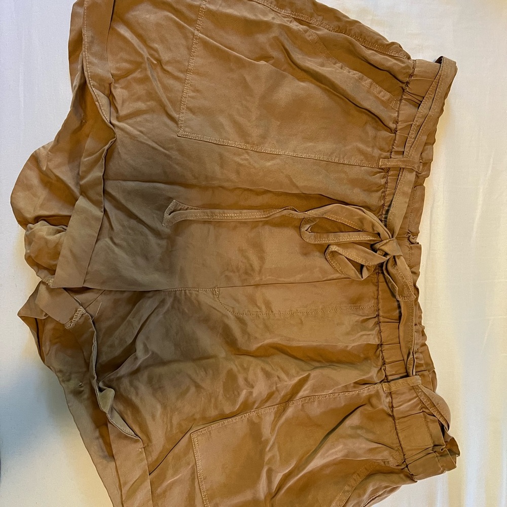 American Eagle Paper bag Shorts